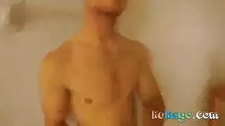 الوثن التدخين أمي