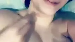 عربية متوحشة مباشرة على الكام: لعب بالفرج ورغبات جنسية قذرة