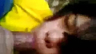 نساء مكتنزات يئن في مشاهد جنسية جماعية شديدة