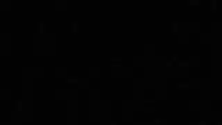 شاهد هذا الزوجين الأبيضين المثيرين وهي تمنحه أفضل اللسان في حياته بمهاراتها المذهلة في الرأس