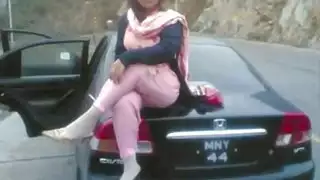 فتاة محجبة تتحدث بكلام فاحش بالعربية بينما تمارس الجنس بقوة