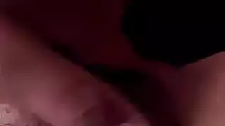 مراهقة عربية ساخنة تستمني حتى النشوة