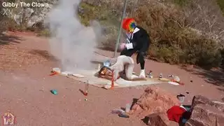 لا حاجة للتوابل عندما أركب ذلك الديك الرومي العملاق في مشهد إكس إكس إكس