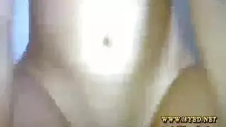 وحد ينيك حبيبته وهي نيمه