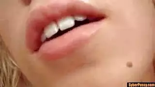 بورن عنيف مع ليلي كارتر – حلماتها الحساسة تجعل الجنس جامحًا