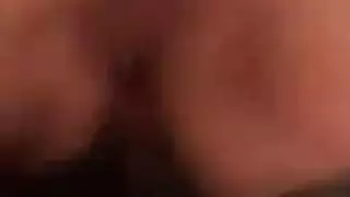 ترطيب لعبة الشرج عميق في المطبخ بلدي تمرغ مبلل كامل ما زوجها
