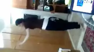 رقص مؤخرة مصرية يشعل هيجان جنسي جامح مع فتيات عربيات مثيرات